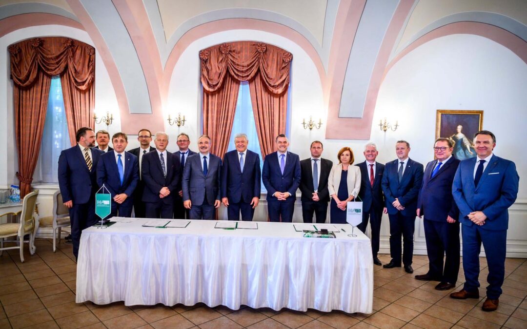 Együttműködési megállapodást kötött a MATE és a Kisalföldi ASzC / Fotó Pelsőczy Csaba